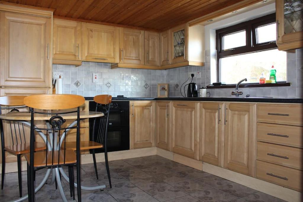 Donegal Town 4 Bedroom Traditional Irish Farm House Killybegs מראה חיצוני תמונה