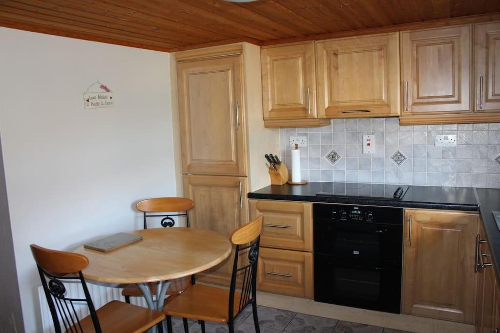 Donegal Town 4 Bedroom Traditional Irish Farm House Killybegs מראה חיצוני תמונה